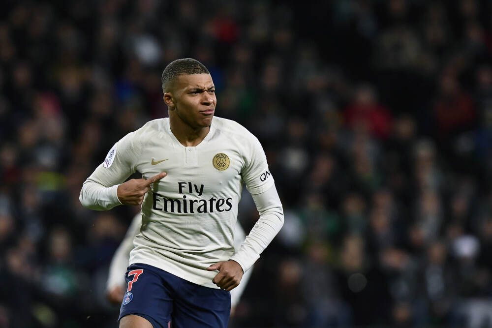 东部战区主题海报暗藏玄机, 海南舰现身!